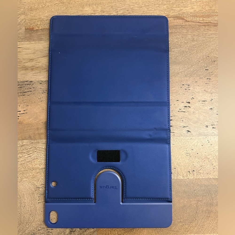 Targus Blue Ipad Mini Case with Stand and Magnetic Closure - Picture 4 of 4